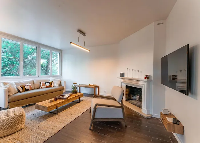 Comete - Maison De Famille Avec Piscine