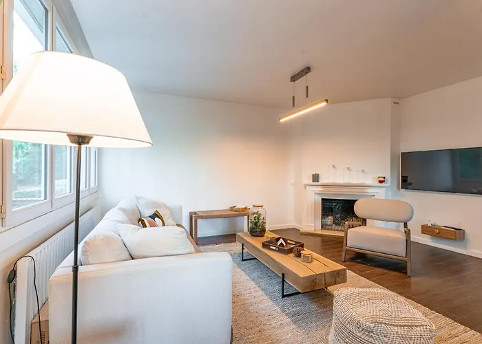 Comete - Maison De Famille Avec Piscine 펜션 *